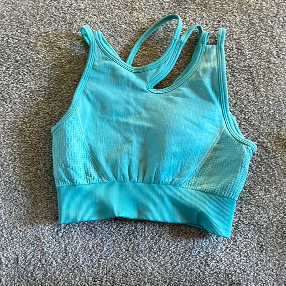 Gymshark sports bra🤍